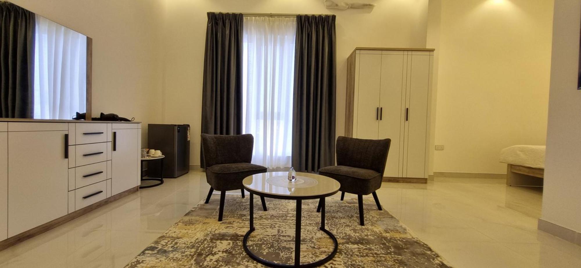 Elizabeth Hostel Masqat Buitenkant foto